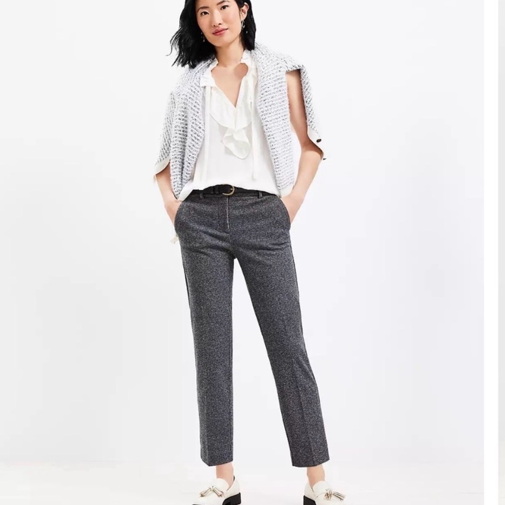 LOFT Women's Charcoal Cropped Pants
